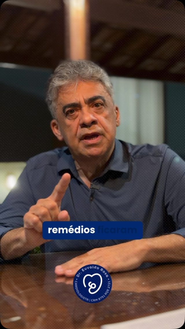 Depois dos 60, o corpo muda. E os medicamentos que antes funcionavam de uma forma podem precisar de uma nova avaliação.

Isso não significa suspender ou reduzir doses por conta própria. Pelo contrário: significa conversar com seu médico e revisar, com cuidado, se cada medicamento continua sendo necessário e adequado para o seu momento de vida.

Quando muitos remédios fazem parte da rotina, essa revisão se torna ainda mais importante. 💙

#SaúdeDoIdoso #Geriatria #EnvelhecimentoSaudável #UsoDeMedicamentos #Saúde