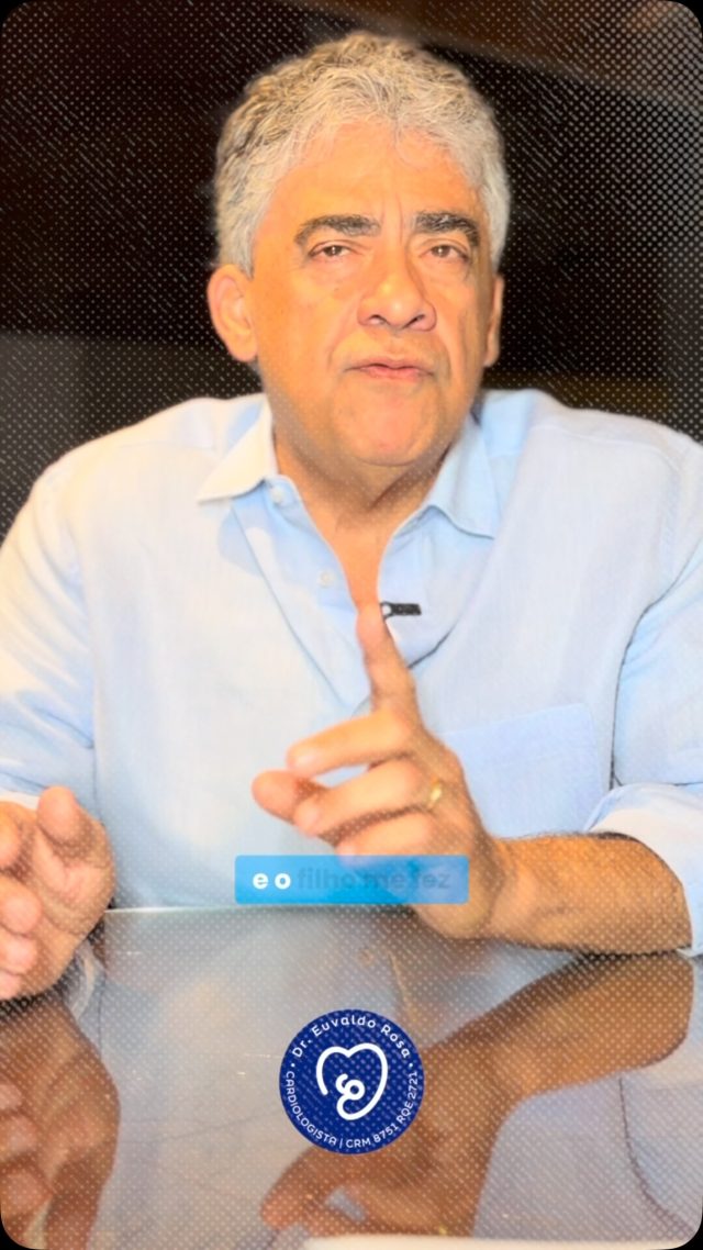 Uma queda pode ser mais do que um simples acidente — ela pode ser um sinal de que algo precisa ser investigado. 👵🏼🧓🏼

Perda de força muscular, alterações no equilíbrio, queda de pressão, medicamentos, além de condições neurológicas e cardiovasculares, podem aumentar o risco de novas quedas.

E existe ainda um ciclo importante: o medo de cair novamente pode fazer o idoso se movimentar menos, perder ainda mais força e aumentar o risco de novas quedas.

Por isso, a avaliação precisa ir além de saber se houve fratura. É fundamental investigar as causas, avaliar o ambiente e promover reabilitação e estratégias de prevenção. 💙

Queda não deve ser normalizada. Deve ser investigada.

#SaúdeDoIdoso #Geriatria #EnvelhecimentoSaudável #PrevençãoDeQuedas #QualidadeDeVida